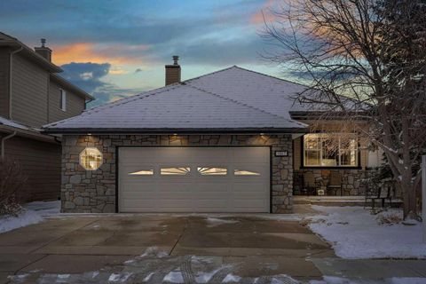 1907 Woodside Boulevard NW Airdrie AB T4B 2M4