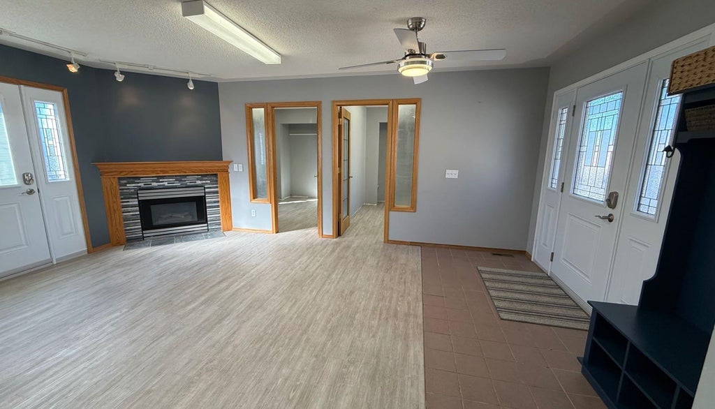 Photo of 307 4 Avenue W, Hanna, AB T0J 1P0 (MLS # A2352775)