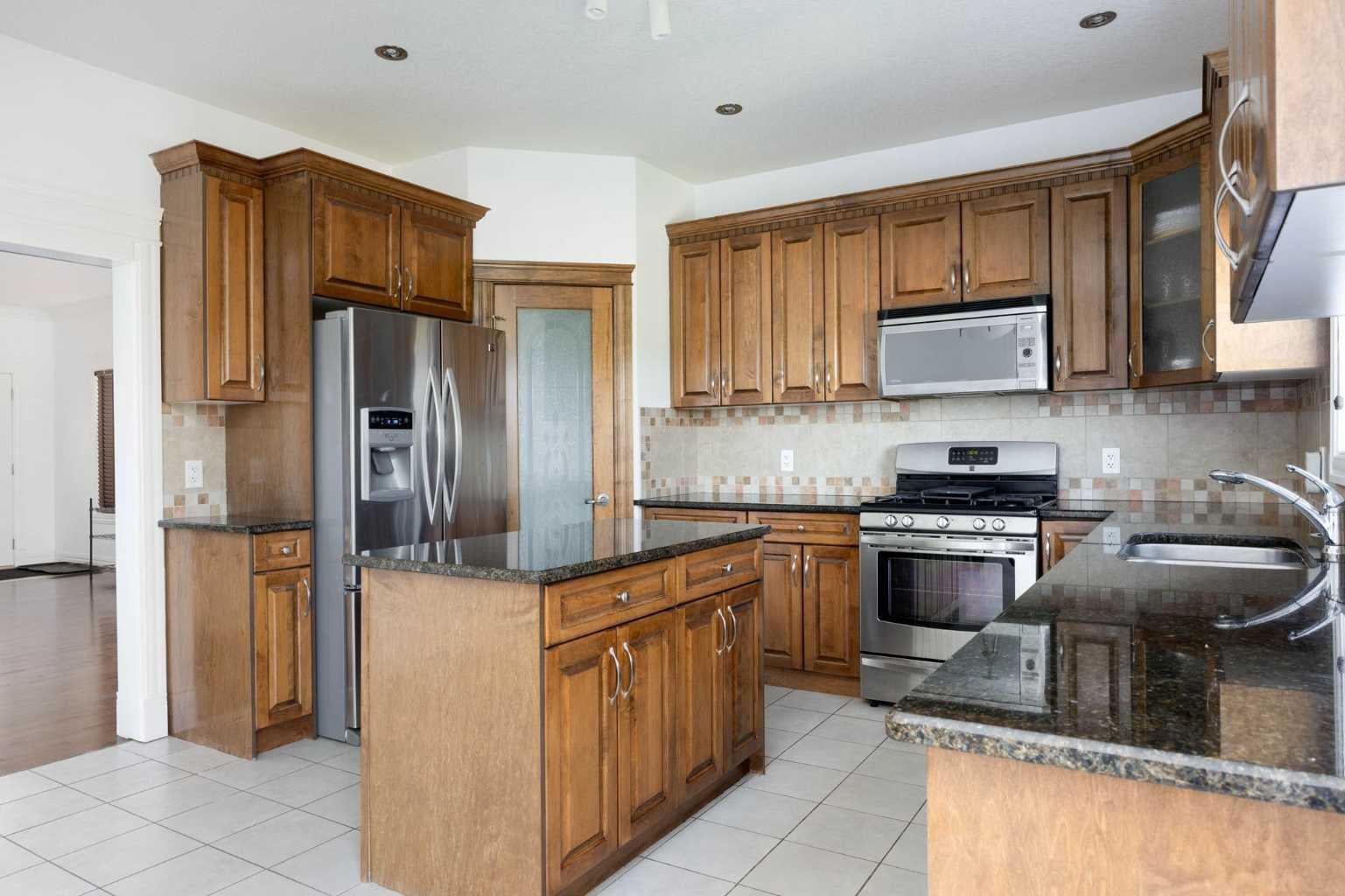 322 Grosbeak Way