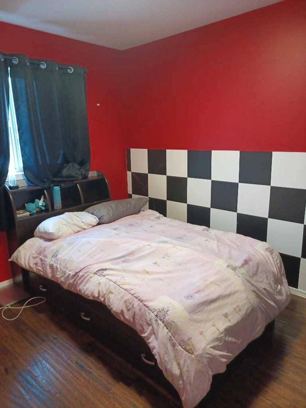 Photo of 133 Old Boomer Road, Sylvan Lake, AB T4S 2N1 (MLS # A2296347)