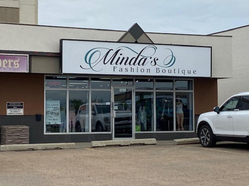 Photo of 5405 44 Street #7, Lloydminster, AB T9V 0A9 (MLS # A2265737)