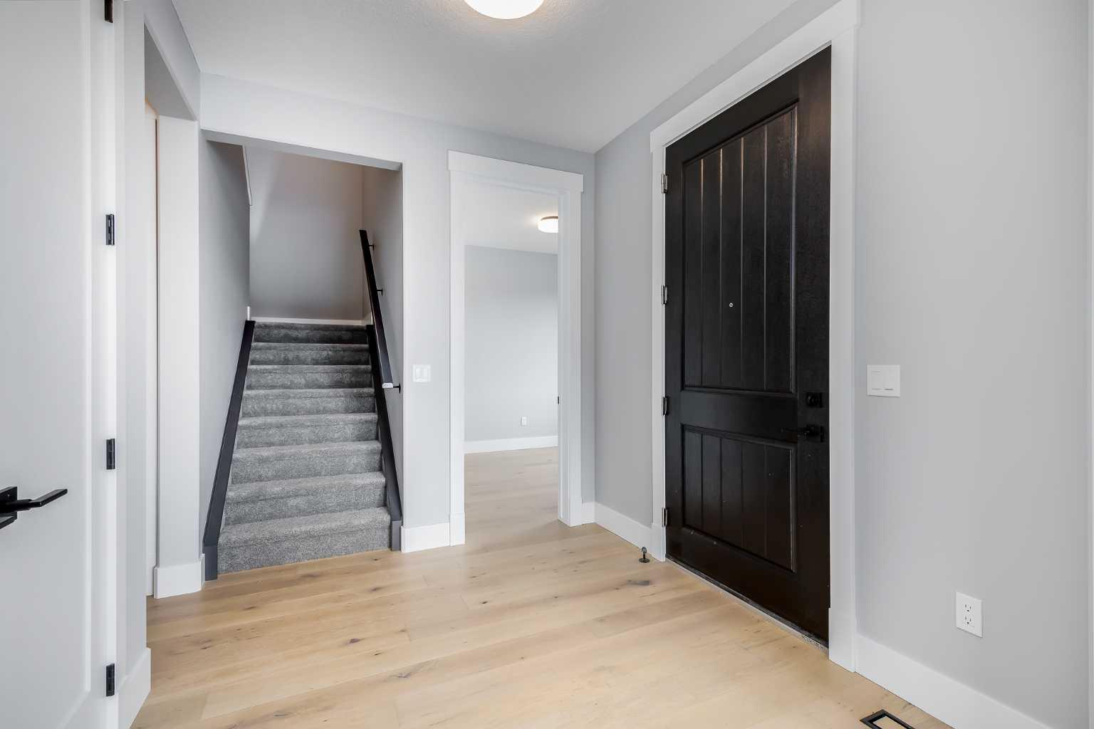 1209 Coopers Drive SW