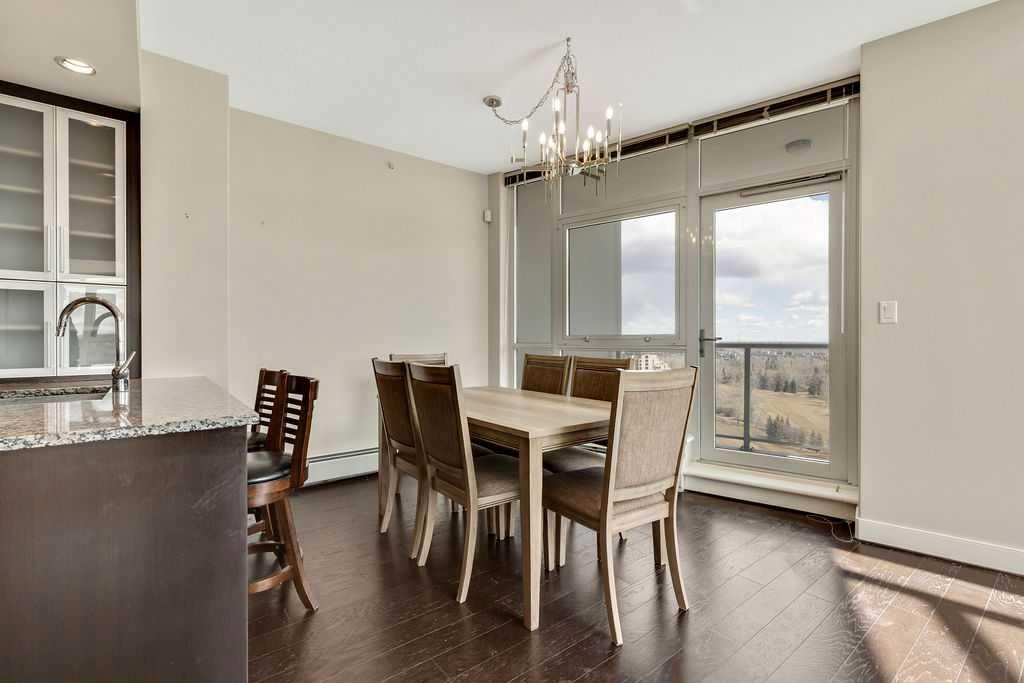 99 Spruce Place SW 1502