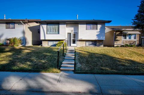 4108 13 Avenue NE Calgary AB T2A 3J8