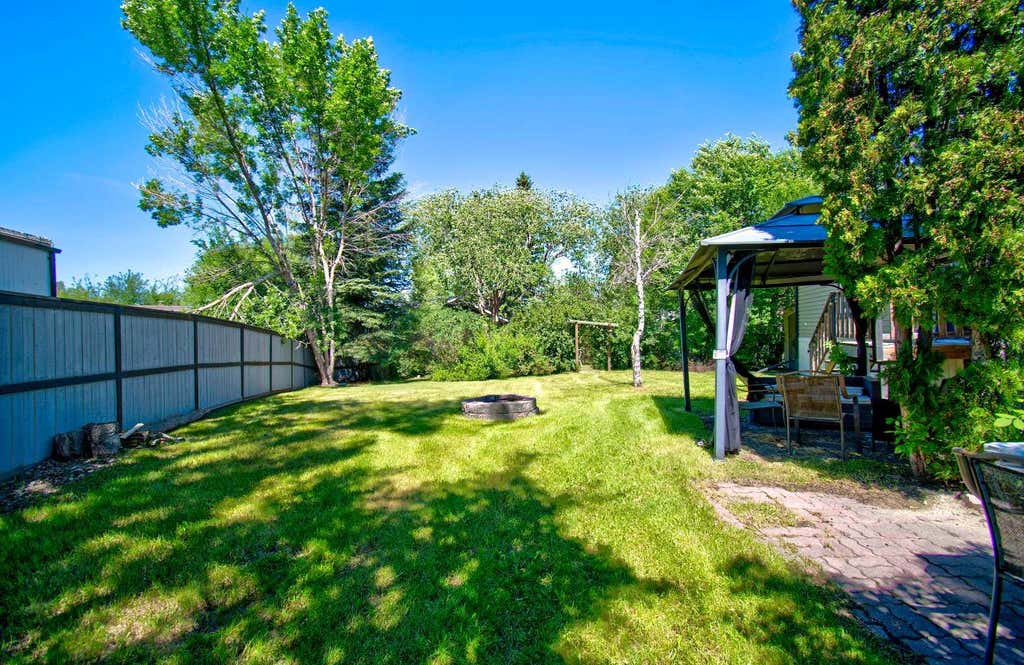 Photo of 24 Spring Dale Court SE, Airdrie, AB T4A 1N9 (MLS # A2329674)