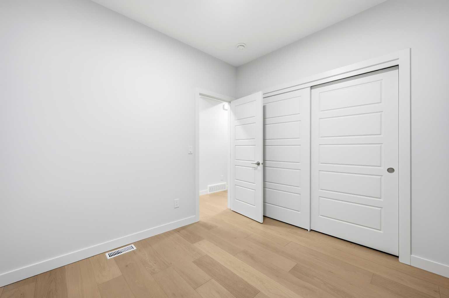 96 Homestead Gardens NE