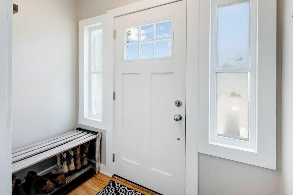 Photo of 5223 3 Street W, Claresholm, AB T0L 0T0 (MLS # A2264489)