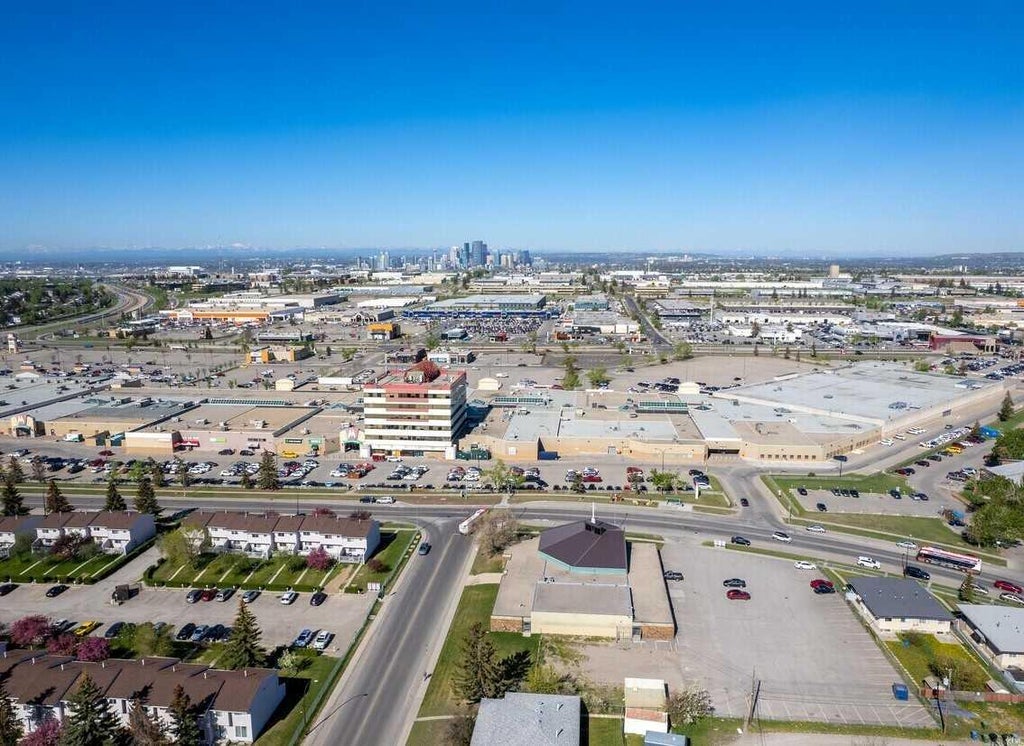 Photo of 433 Memorial Drive NE #640, Calgary, AB T2A 7E7 (MLS # A2319480)