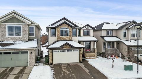 1782 Baywater Street SW Airdrie AB T4B 0A8