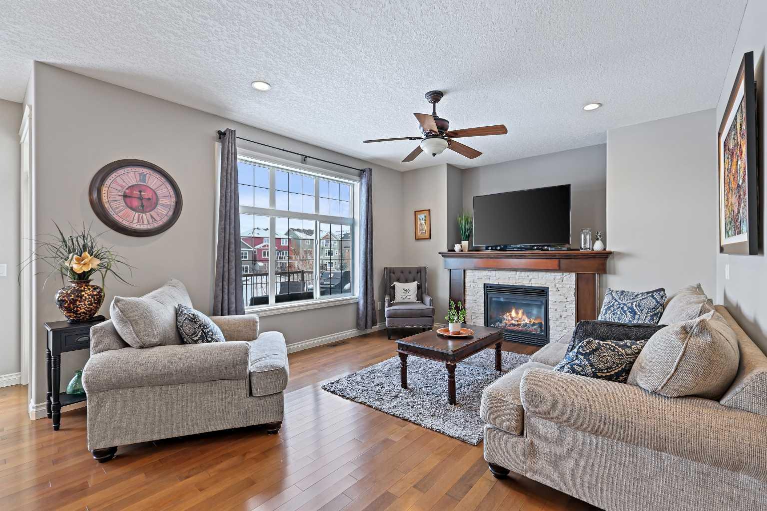 1782 Baywater Street SW