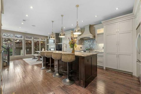 1926 36 Street SW 2 Calgary AB T3E 2Y9