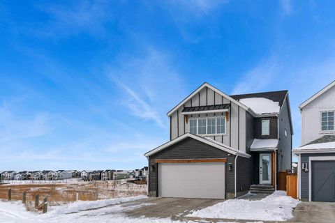Photo of 23 Savoy Terrace SE, Calgary, AB T3S 0C6 (MLS # A2299853)