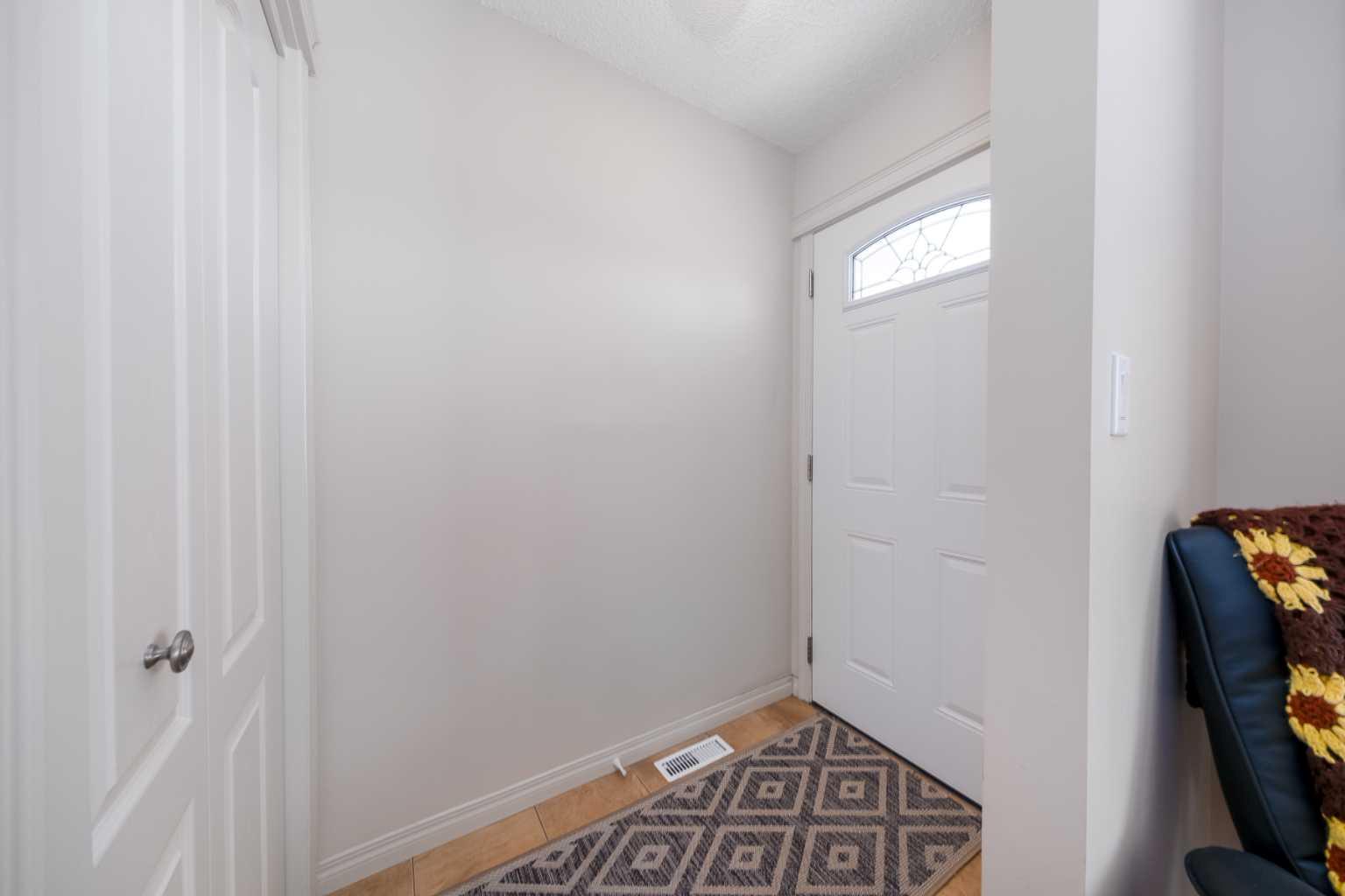 60 Doverview Place SE