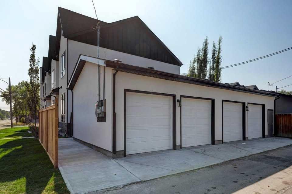 602 11 Avenue NE