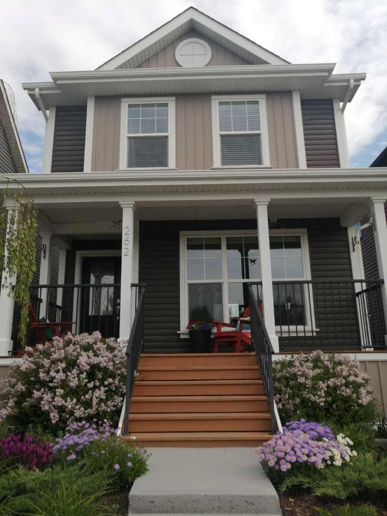 262 Auburn Crest Green SE