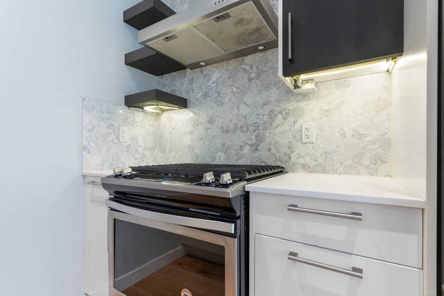 408 27 Avenue NE 113