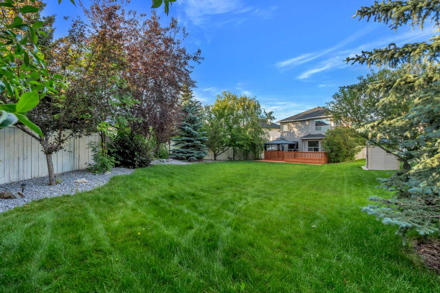 60 Citadel Peak Mews NW