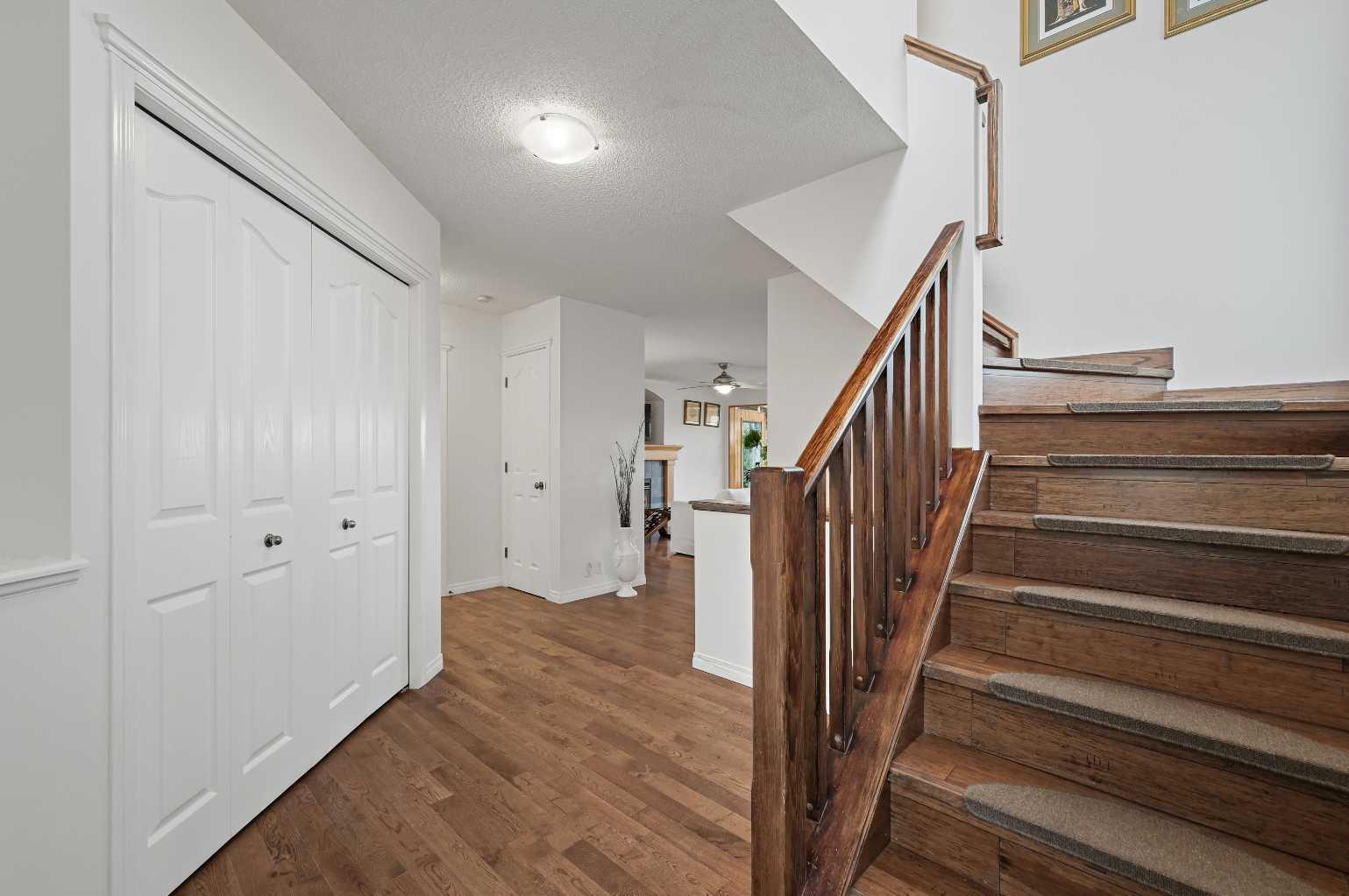 47 Tuscany Ridge Terrace NW