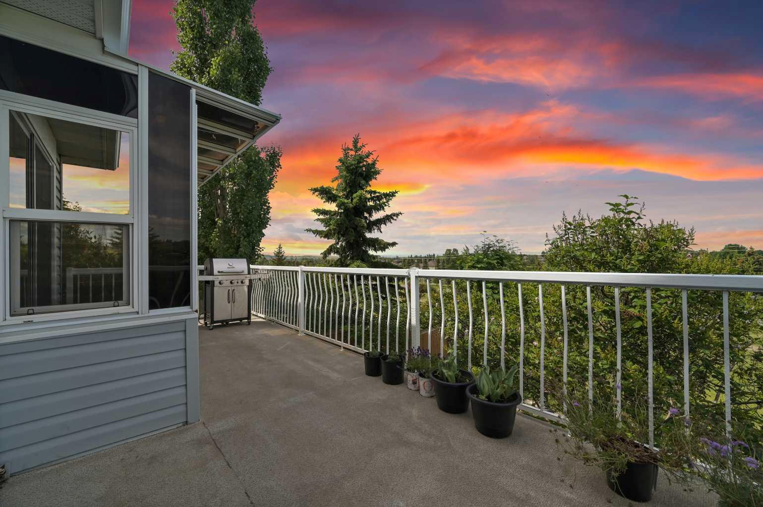 47 Tuscany Ridge Terrace NW