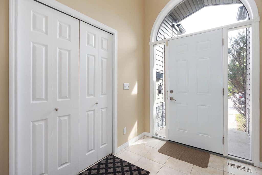 Photo of 110 Lindstrom Bay, Fort McMurray, AB T9K 2N8 (MLS # A2340044)