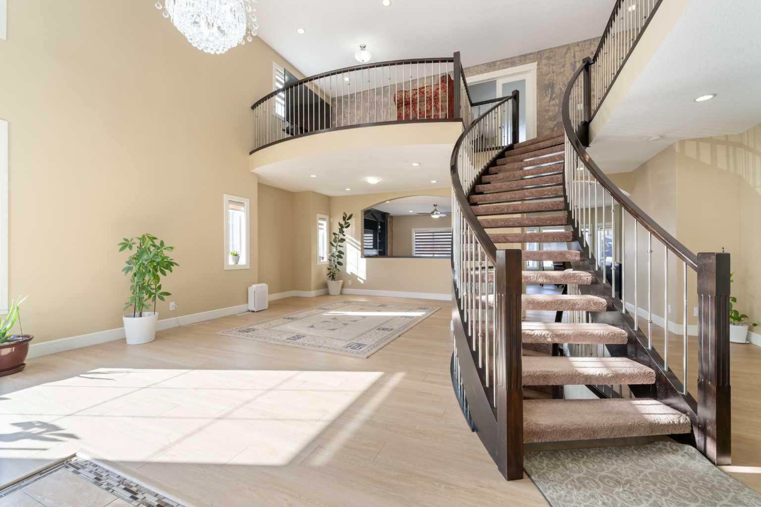 150 Saddlelake Grove NE