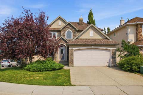 Photo of 126 Evercreek Bluffs Road SW, Calgary, AB T2Y 4P7 (MLS # A2339199)