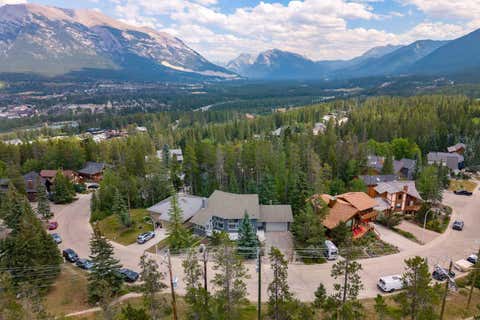 Photo of 1064 Evergreen Circle, Canmore, AB T1W 2P8 (MLS # A2332441)