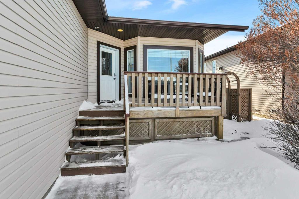 Photo of 2117 25 Avenue, Didsbury, AB T0M 0W0 (MLS # A2288412)