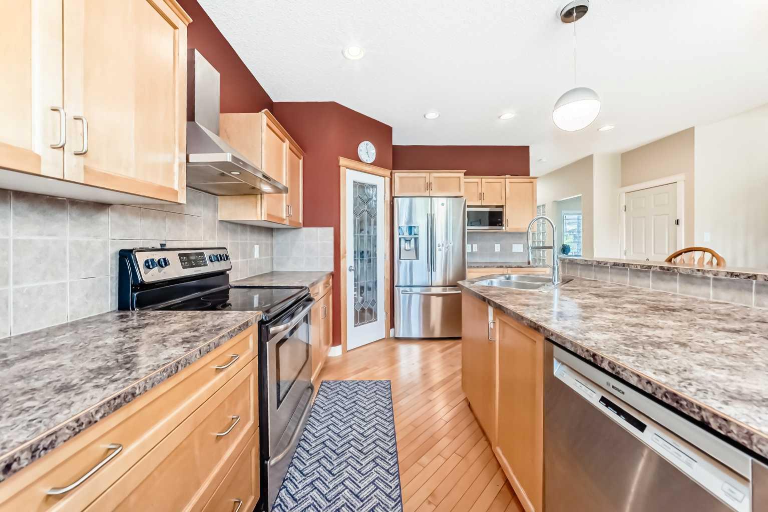 174 Brightonstone Landing SE