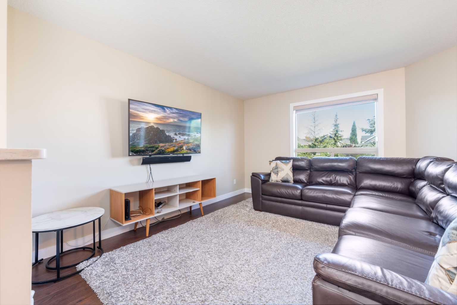 220 Bayside Point SW