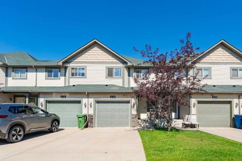 220 Bayside Point SW Airdrie AB T4B 2X6