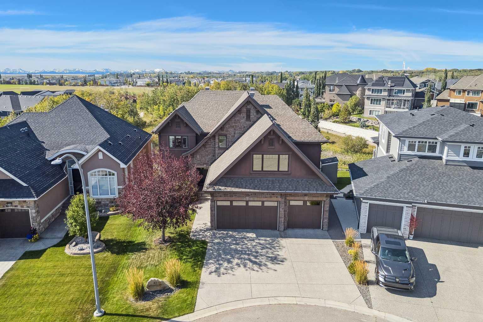 85 Rockcliff Heights NW