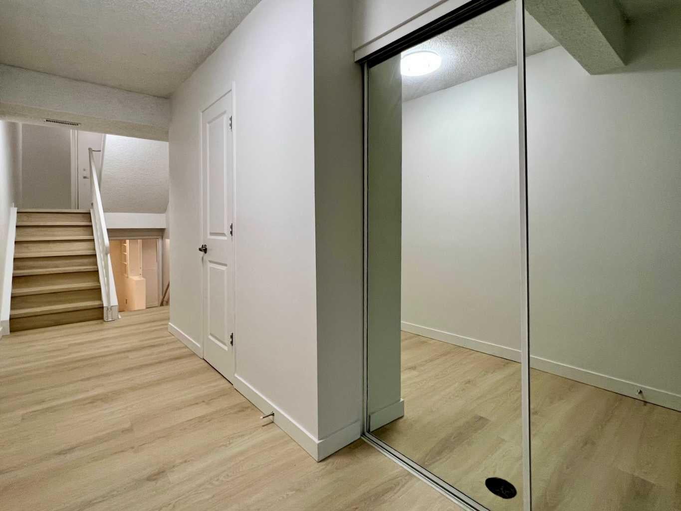58 Canterbury Gardens SW