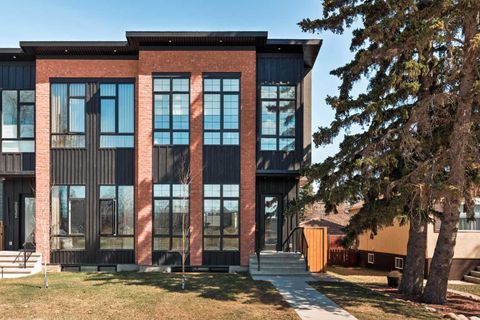 Photo of 2034 29 Street SW, Calgary, AB T3E 2J9 (MLS # A2303061)