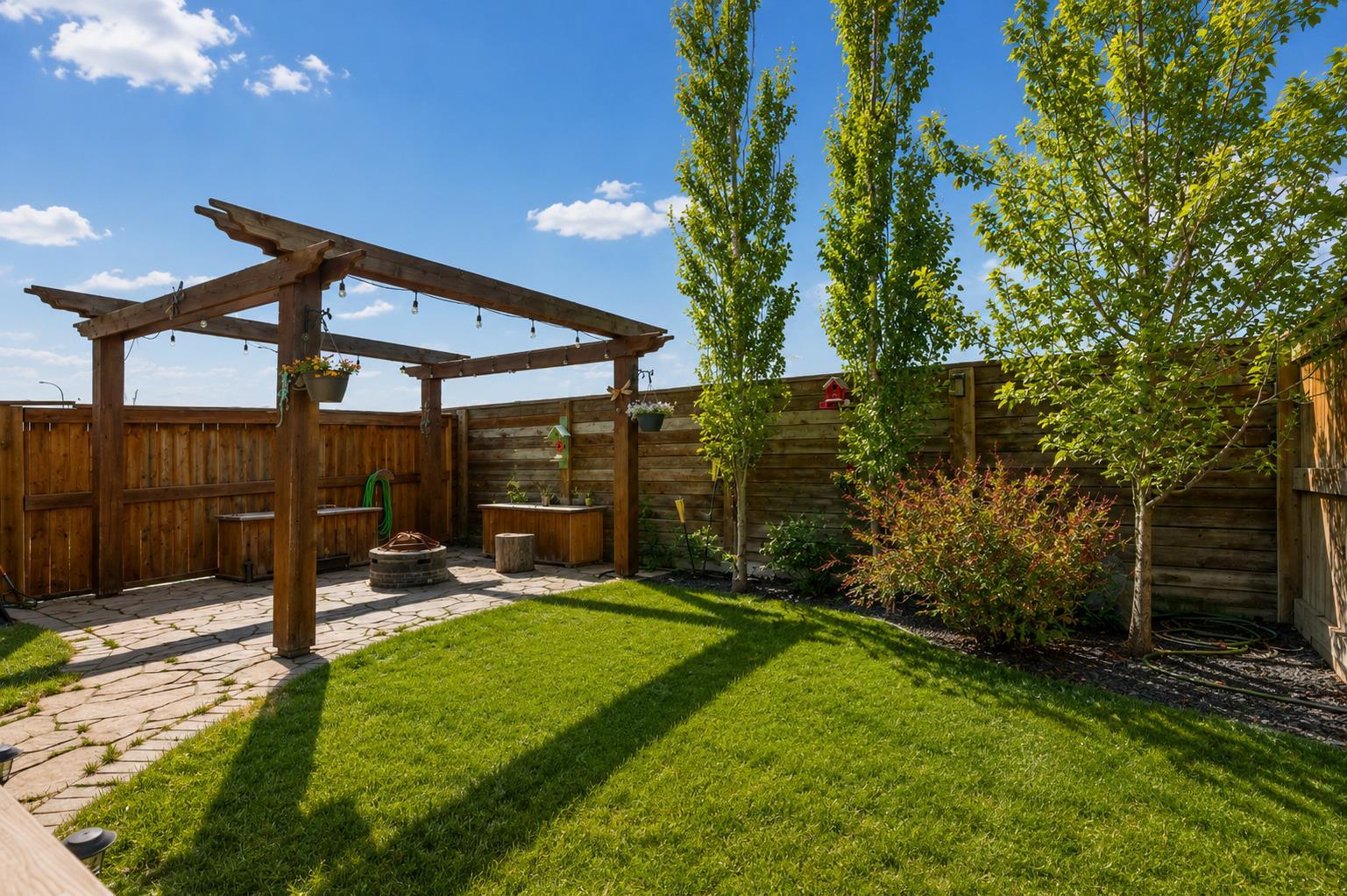 204 Walden Parade SE