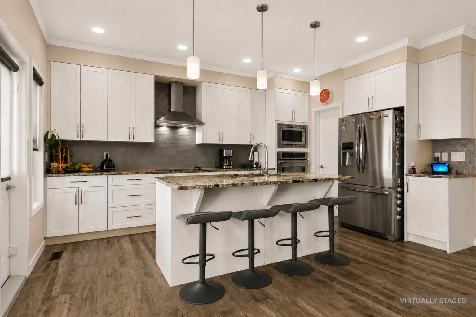 204 Walden Parade SE
