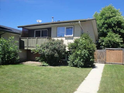 Photo of 39 Meadowlark Boulevard N, Lethbridge, AB T1H 4R4 (MLS # A2328779)