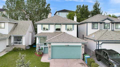 Photo of 332 Harvest Hills Drive NE, Calgary, AB T3K 4H7 (MLS # A2326847)