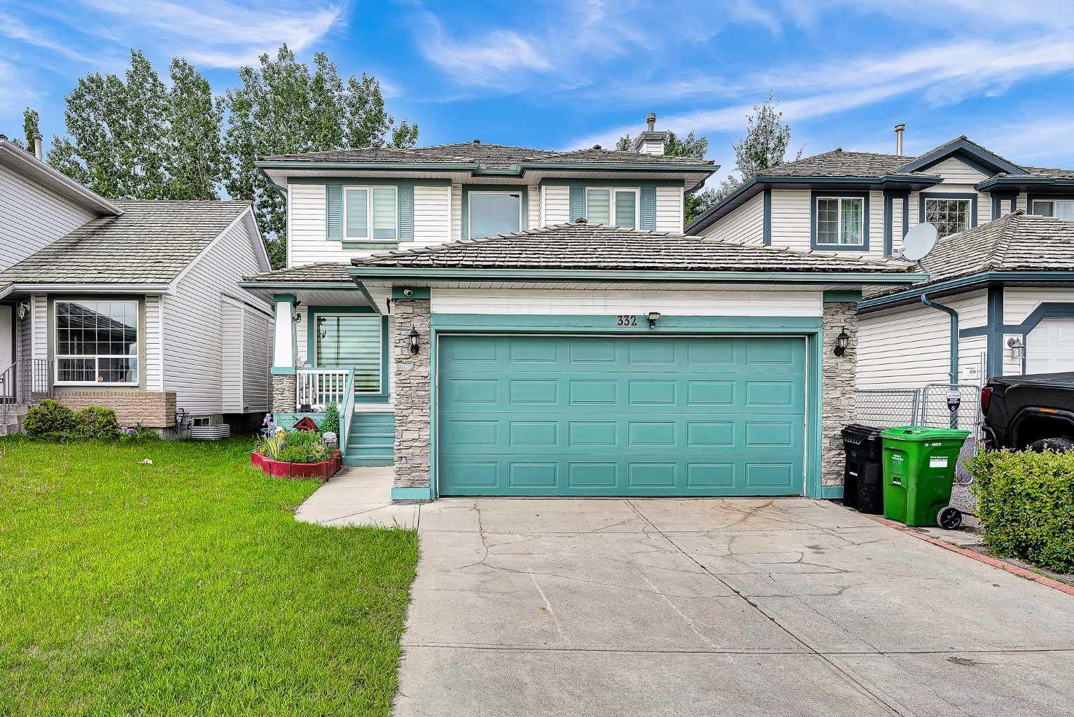 332 Harvest Hills Drive NE