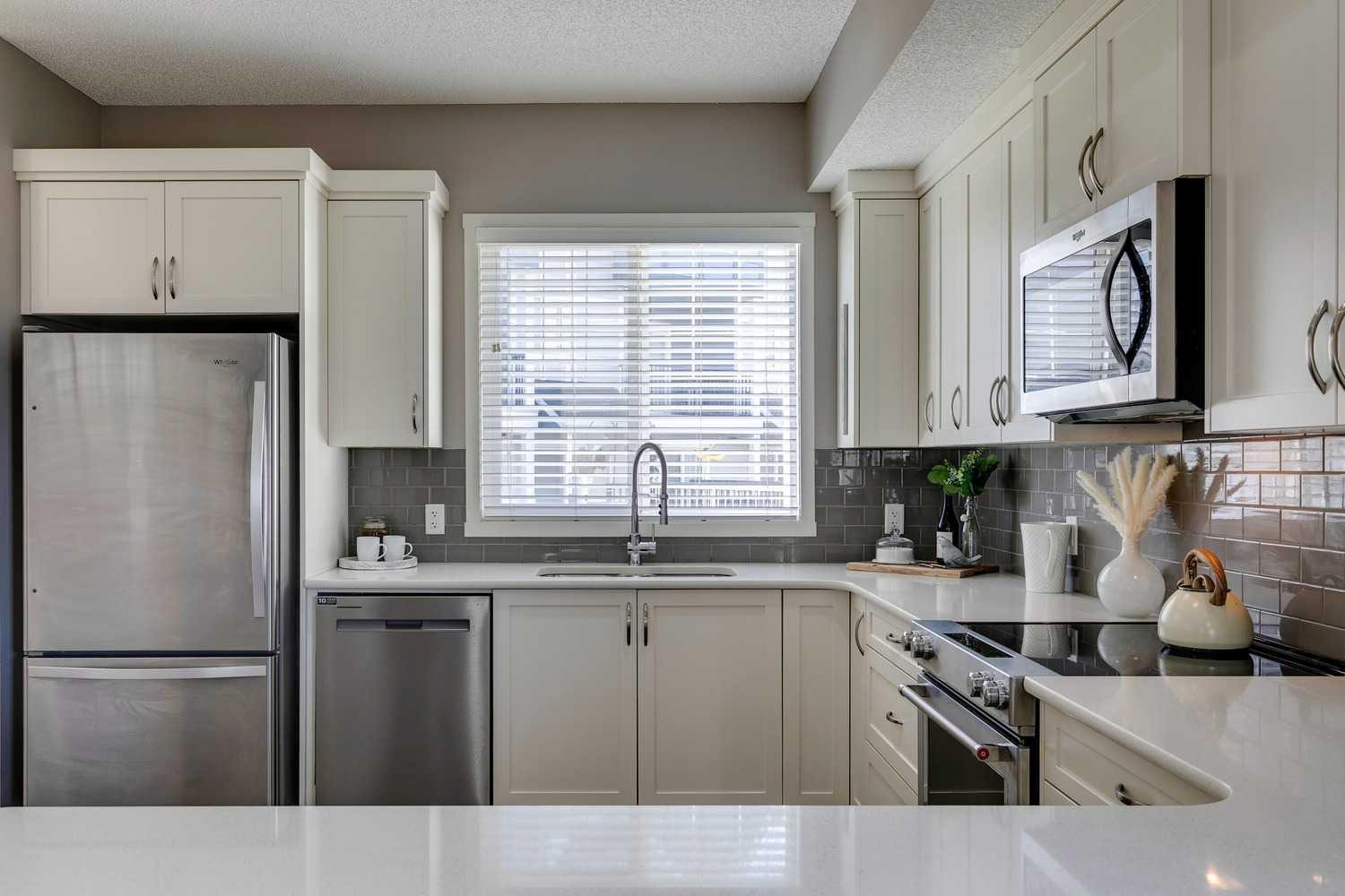 510 Nolanlake Villas NW