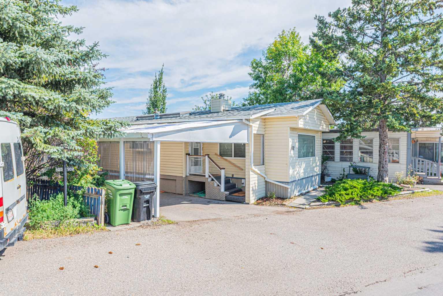 3223 83 Street NW 102