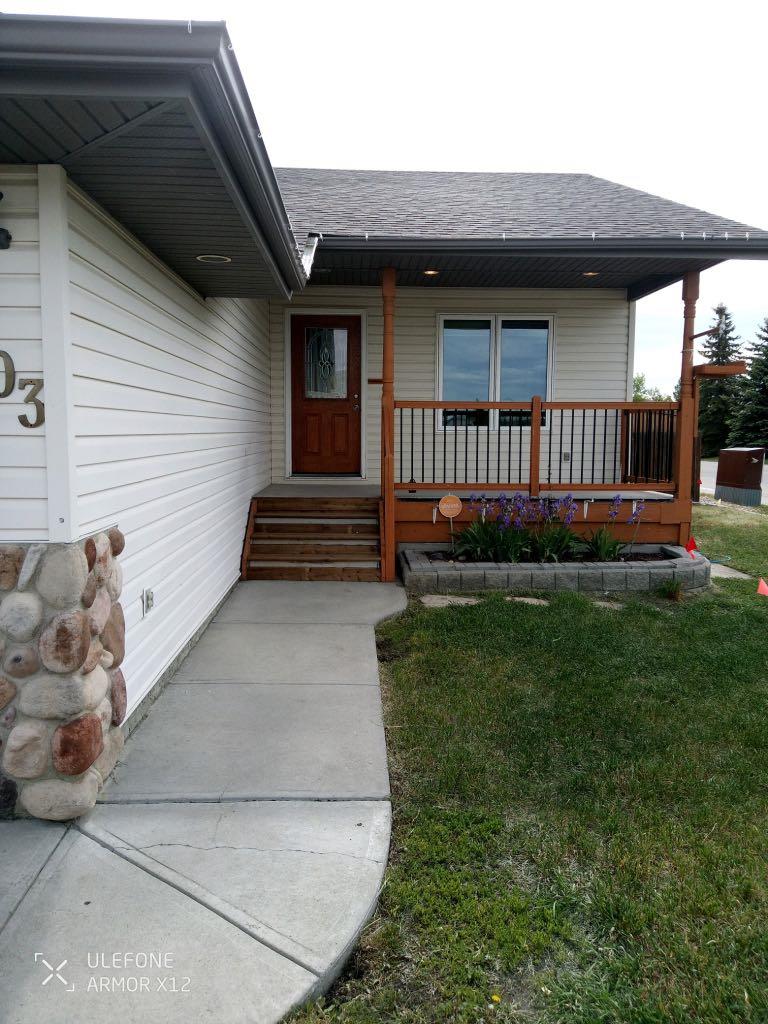 403 Strathford Boulevard