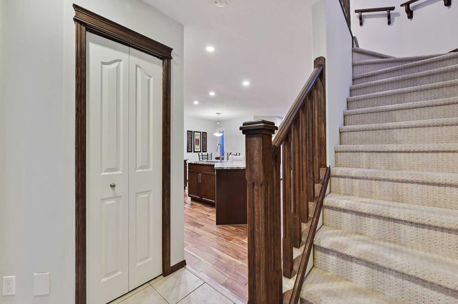 71 Cranberry Place SE