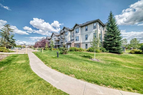 Photo of 37 Prestwick Drive SE #204, Calgary, AB T2Z 4Z2 (MLS # A2340303)