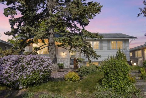 Photo of 10811 Maplecrest Road SE, Calgary, AB T2J 1Y1 (MLS # A2312136)