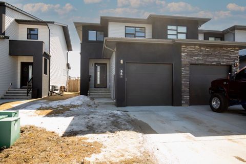 Photo of 95 Palmer Circle, Blackfalds, AB T4M 0N7 (MLS # A2300998)