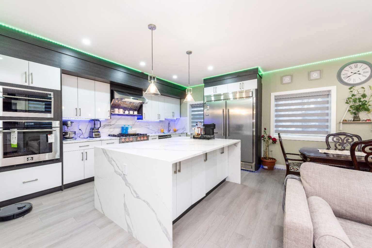6 Strathridge Lane SW