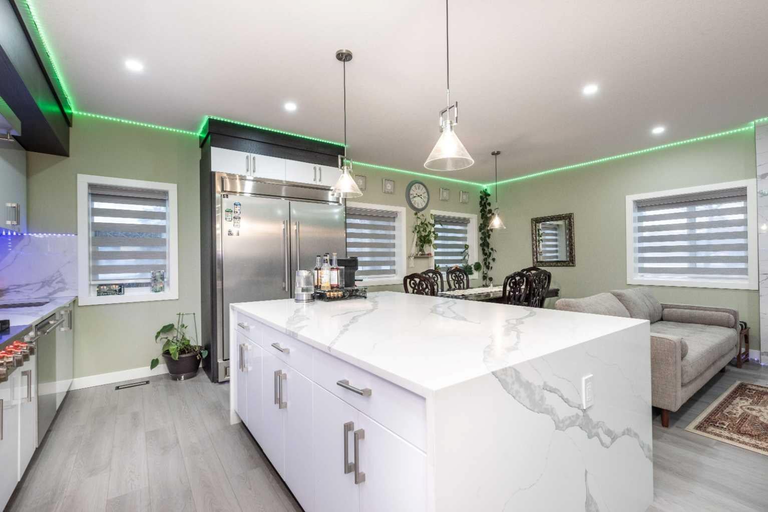 6 Strathridge Lane SW