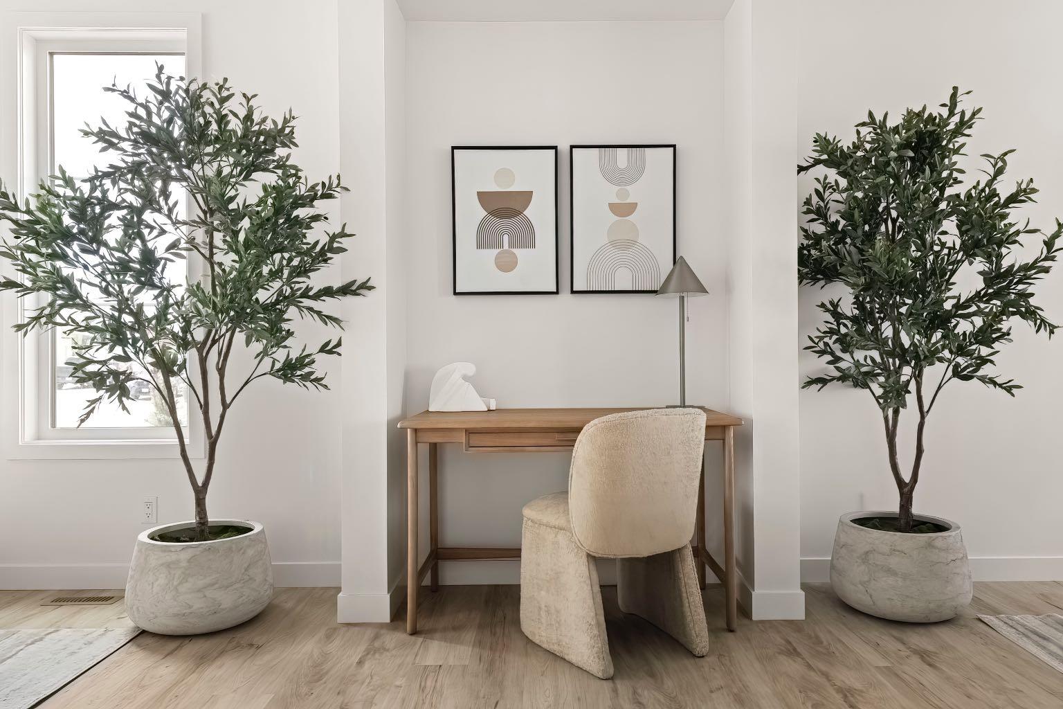 784 Sora Boulevard SE