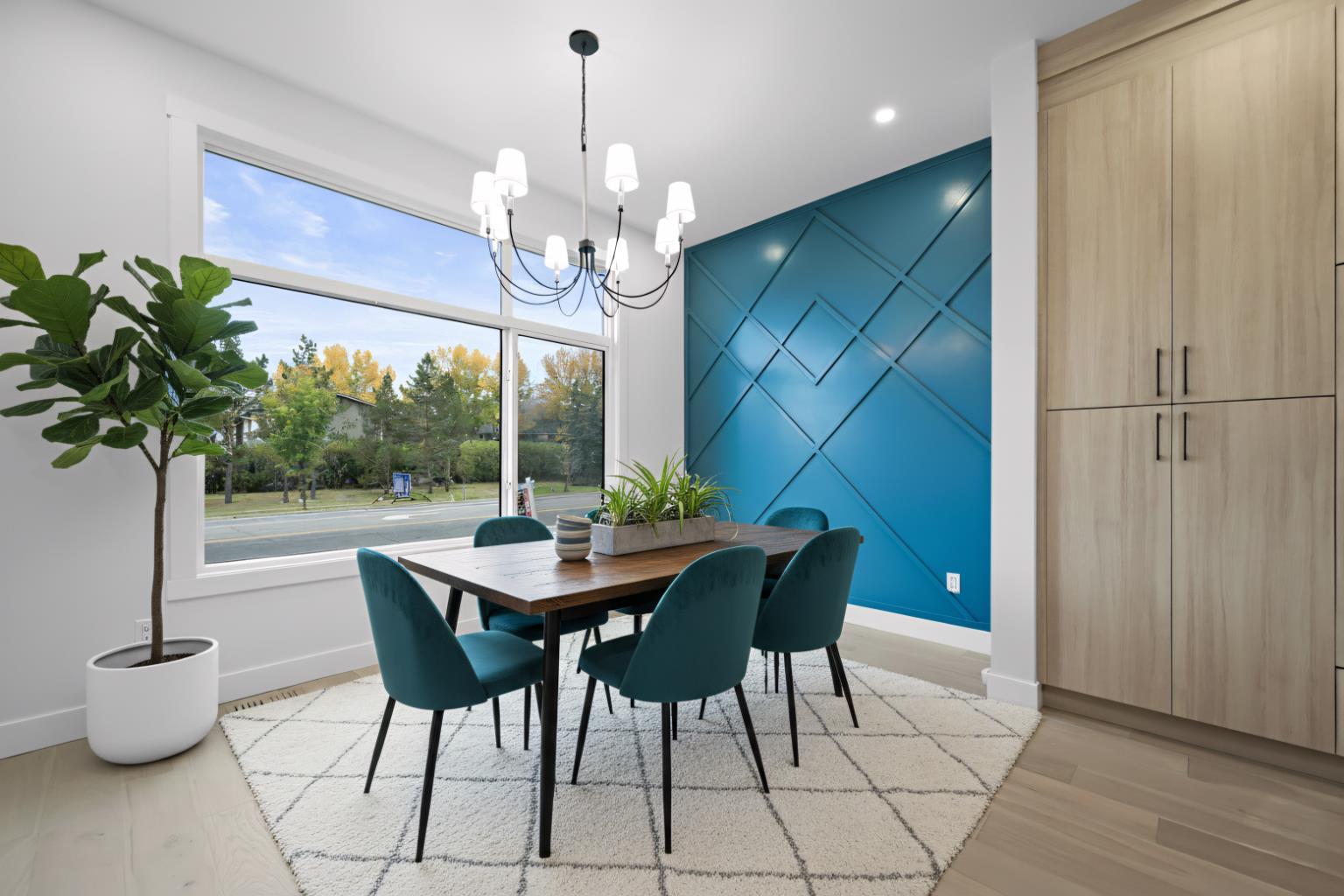 8112 Bowness Road NW